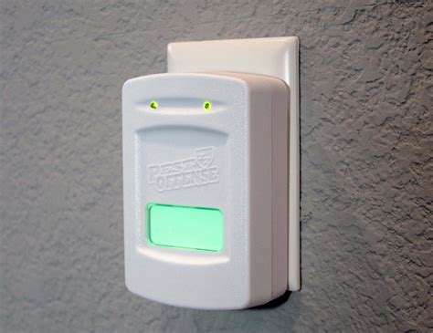 PEST OFFENSE® Electronic Indoor Pest Control .